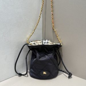 Burberry Bolso Bandolera con Calidad Espejo y Envío Rápido desde España 1155193923 - front view | Burberry